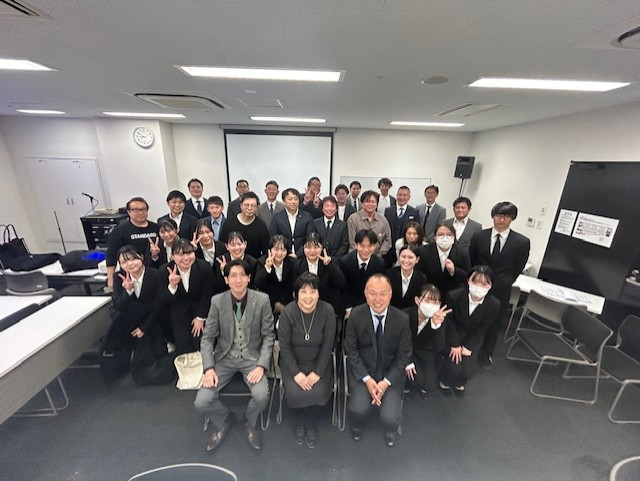 若鯱会の皆様との記念写真