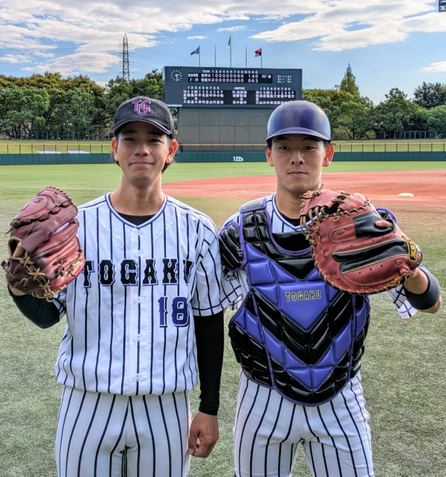 2戦目完封勝利のバッテリー
左:梅森陵太選手(スポーツ健康科学部4年/大垣商業)
右:中村貫太選手(経営学部2年/栄徳)