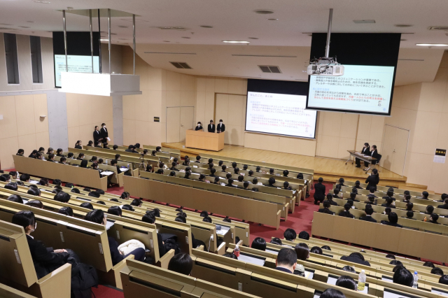 全体報告会風景①