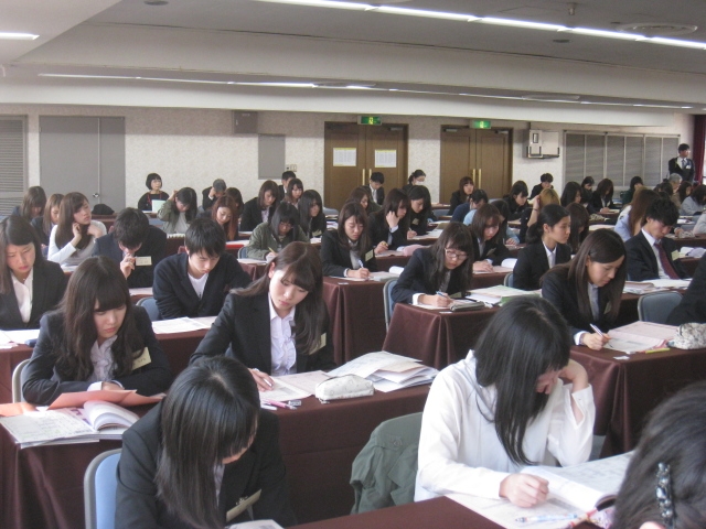 フレッシュマンセミナーの様子（京都 本能寺ホテル 大会議室）