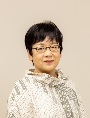 横山 　真理
