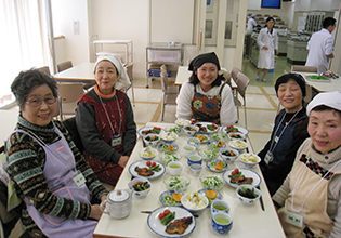 試食の様子