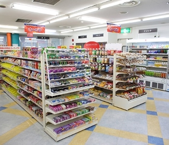 コンビニエンスストア(学生会館1F)