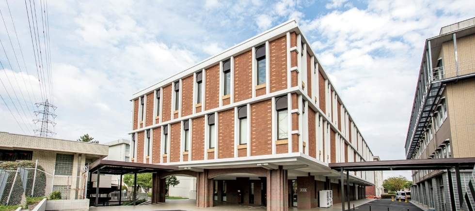 K | 体育館(6号館)