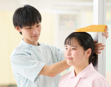 1年次から子どもとふれあうかかわり体験実習