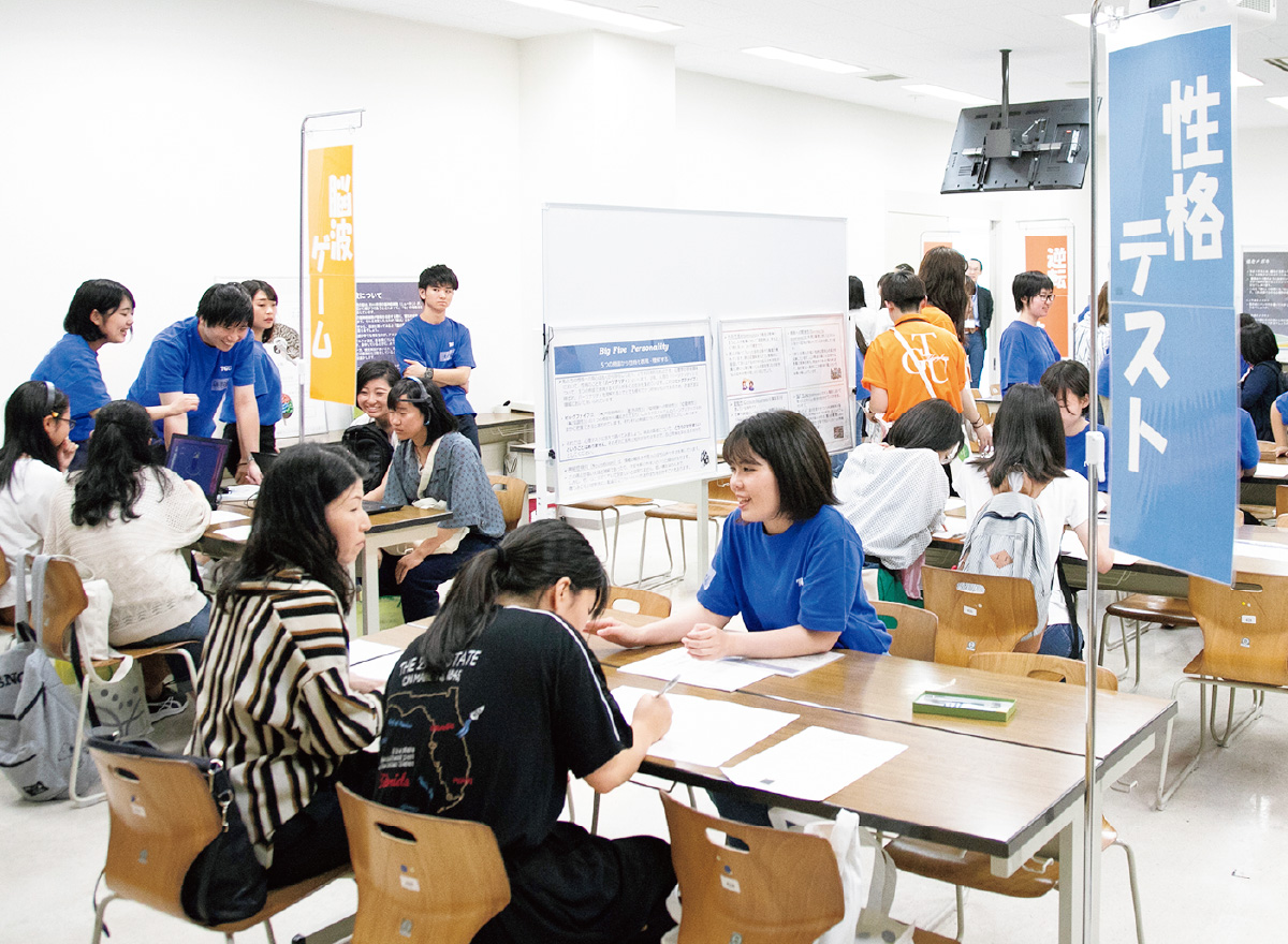 公式行事の運営から学ぶスチューデントリーダーズ