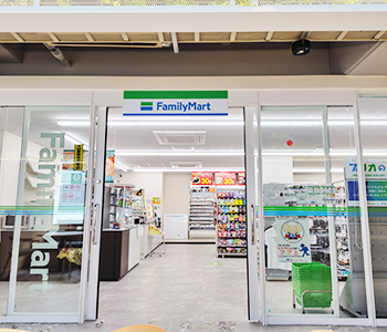 コンビニエンスストア（5号館2F）